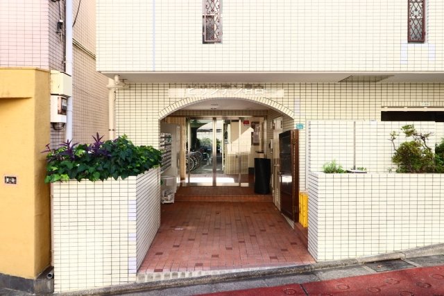 ビリジアン目白 エントランス