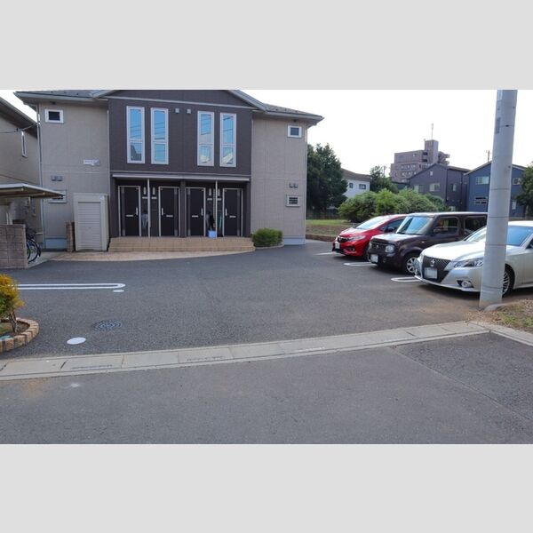 フォンテーヌ　D 駐車場