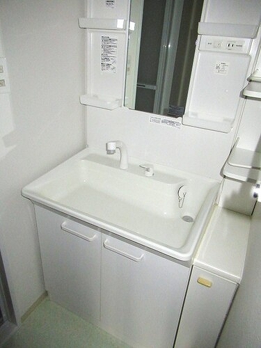 レクセルプラザ西川口6階 洗面所