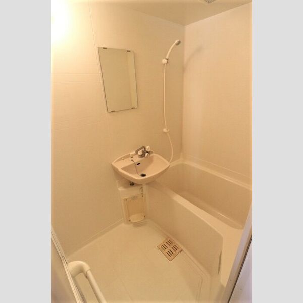 フラッツ・シゲ302号室 バスルーム