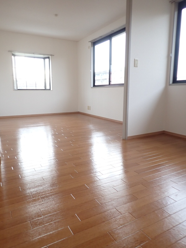 サンガーデン仲Ｃ リビング