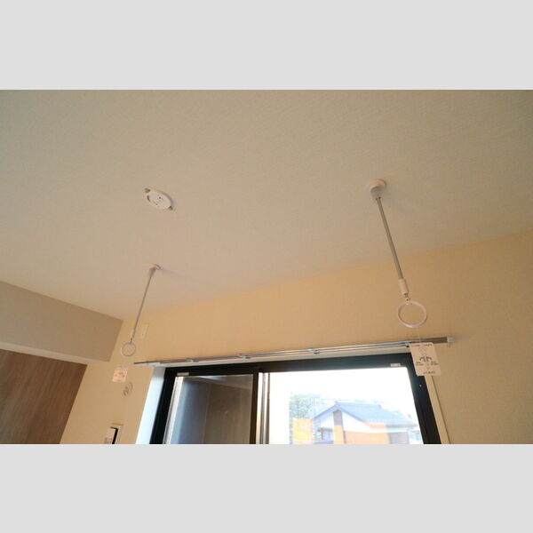 GRAND SOLEIL312号室 室内物干