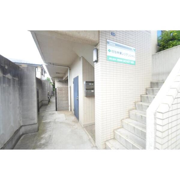 エステート桜木301号室 エントランス