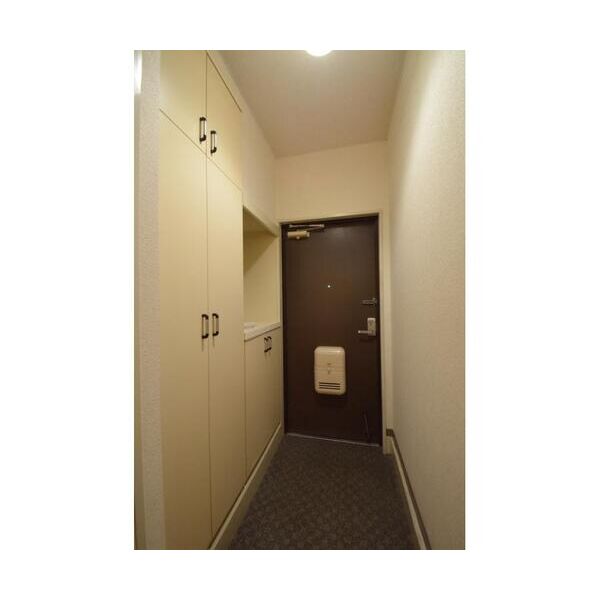 ベルウイング幕張301号室 玄関