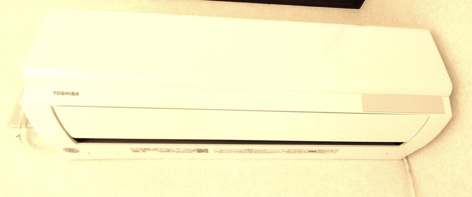 花見川区三角町戸建 リビングエアコン