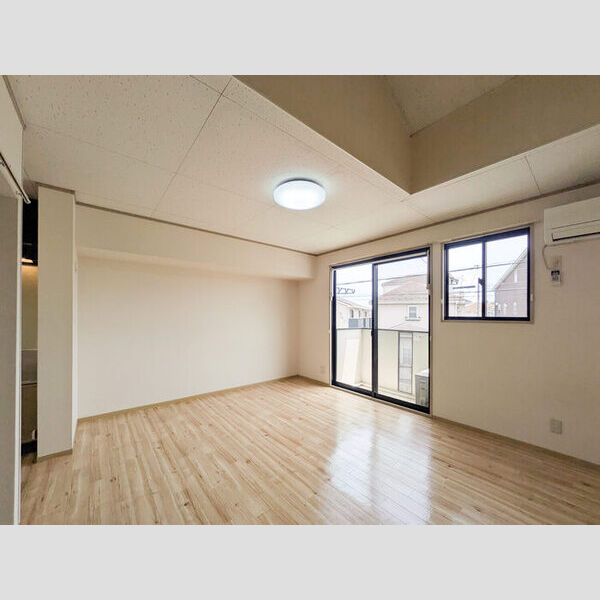 リーフアベニュー 洋室