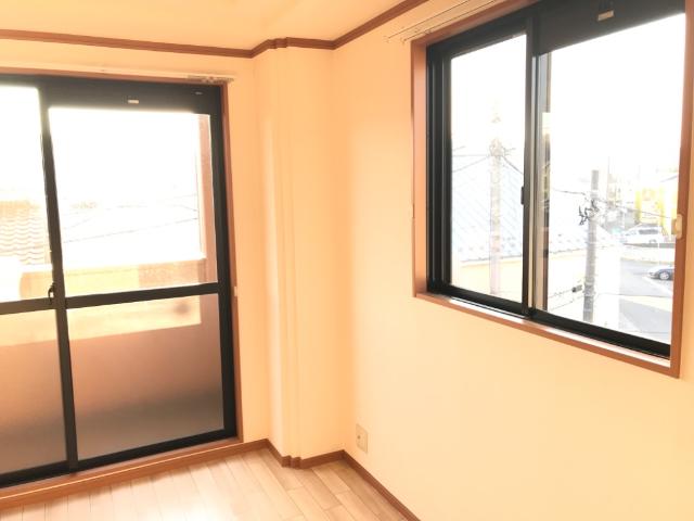 エンジョイライフ305号室 ２面採光