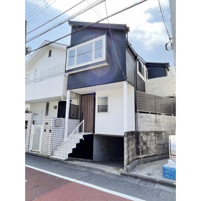 梅丘戸建て 外観