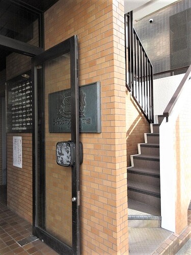 ライオンズマンション八丁堀6階 エントランス　※2024年2月撮影