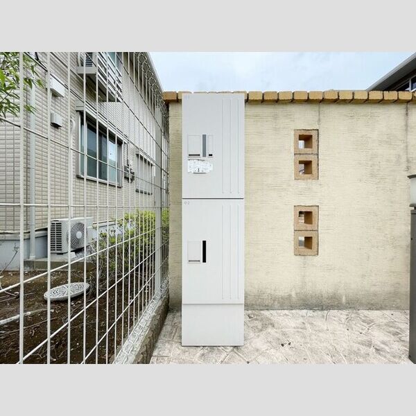 ロックコート　A 宅配ボックス