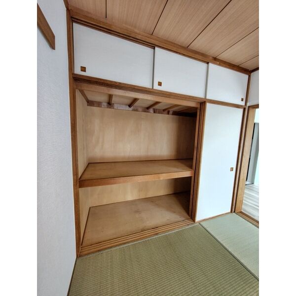 クレールメゾン0305号室 収納