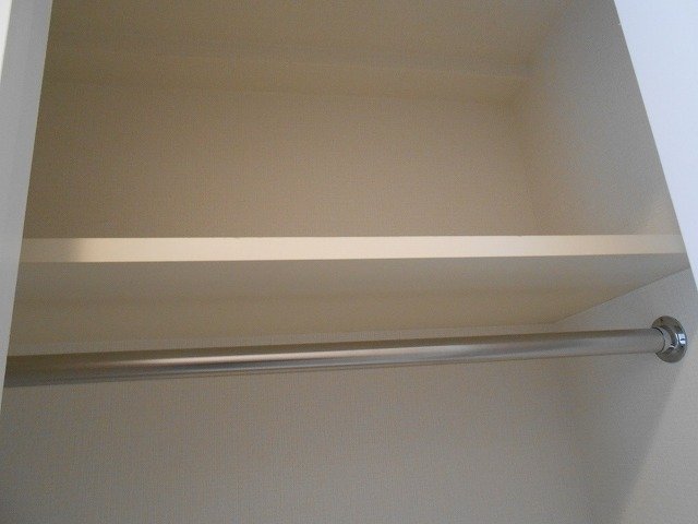 コンシェリア・デュー池袋 クローゼット