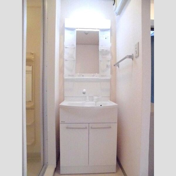 ピュアコート　(2)弐番館 洗髪洗面化粧台