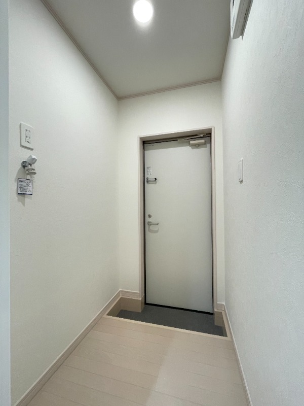 NEXUS綾瀬2階 玄関