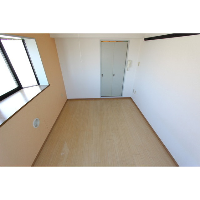 シルフィード平塚Ⅱ404号室 リビング