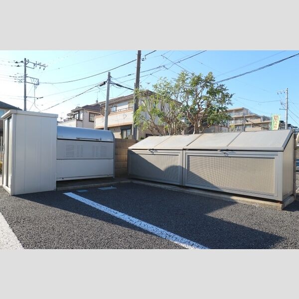 メゾンリッシュ　A 敷地内ゴミ置場