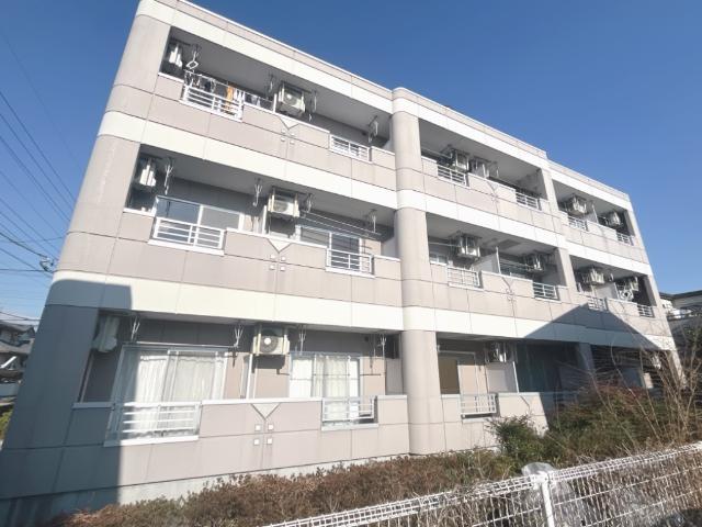 グレースカーサⅢ106号室 外観写真（昼）