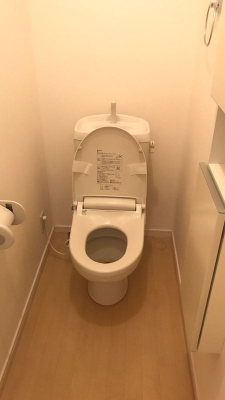 コンフォート・レボヌゥールⅠ1階 トイレ