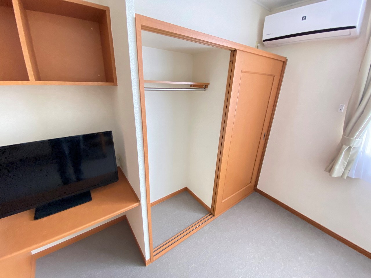 レオパレス鈴蘭207号室 内観