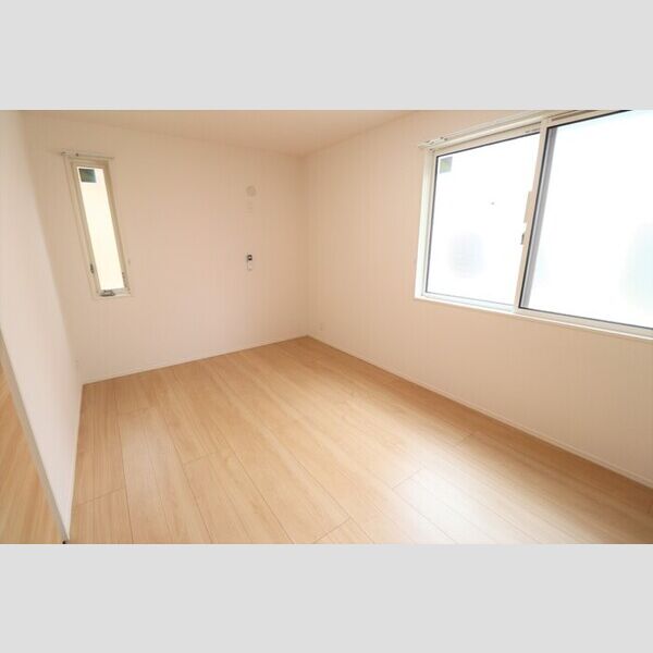 エクレール205号室 洋室(北側)