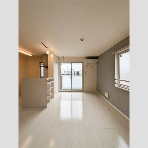 Blooming Square　Ⅱ301号室 リビング