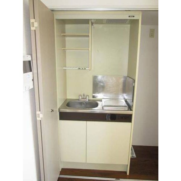 ライオンズプラザ新横浜0802号室 キッチン