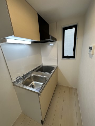 サニーベイ金沢102号室 キッチン