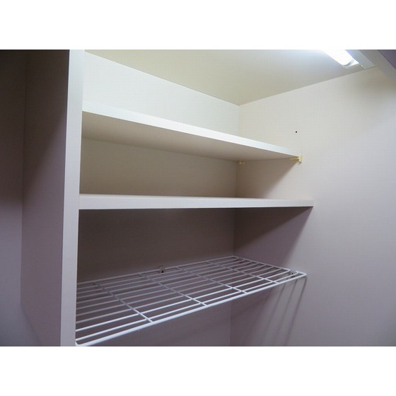 エルミタージュ桜新町 キッチン棚