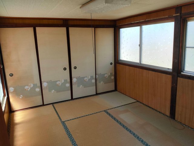 南区大岡1-2-6　1階 居室４　６畳