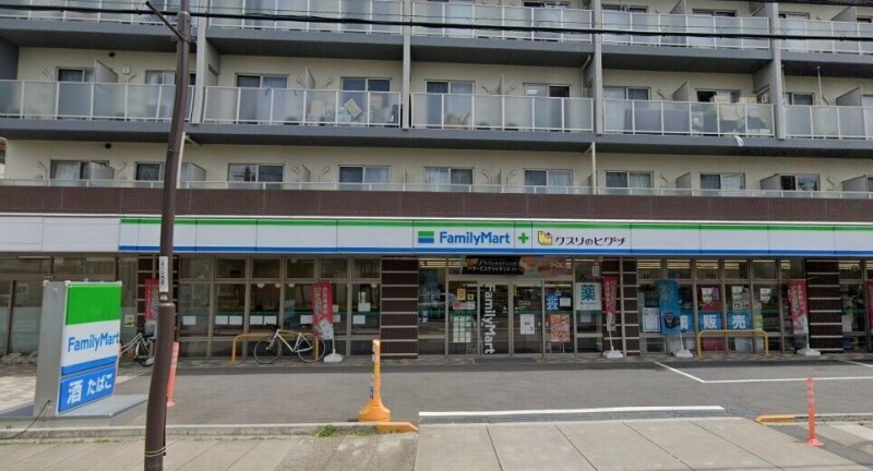 クレストガーデニア(E-117)3階 ファミリーマート＋クスリのヒグチ行徳駅前公園店