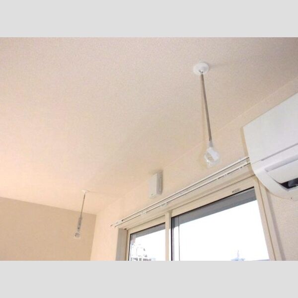 ロハス宮本町305号室 室内物干し