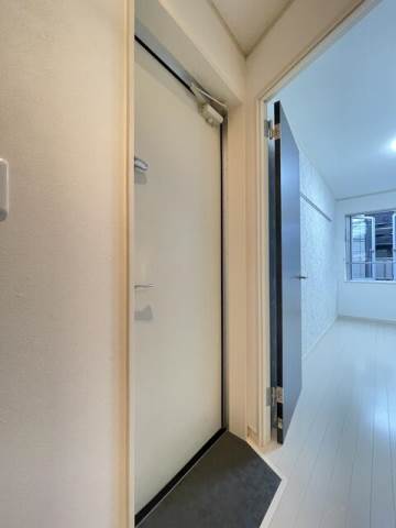 エルプレミア平井2階 玄関