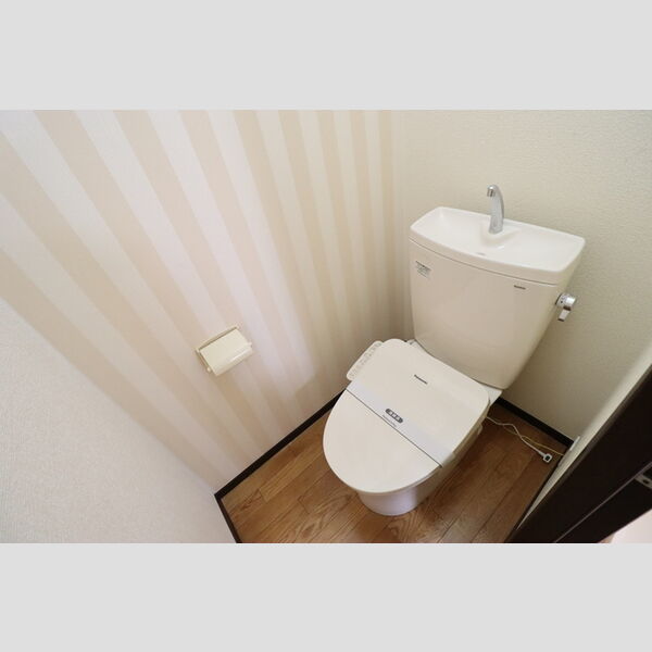 ドミール穴川 温水洗浄暖房便座