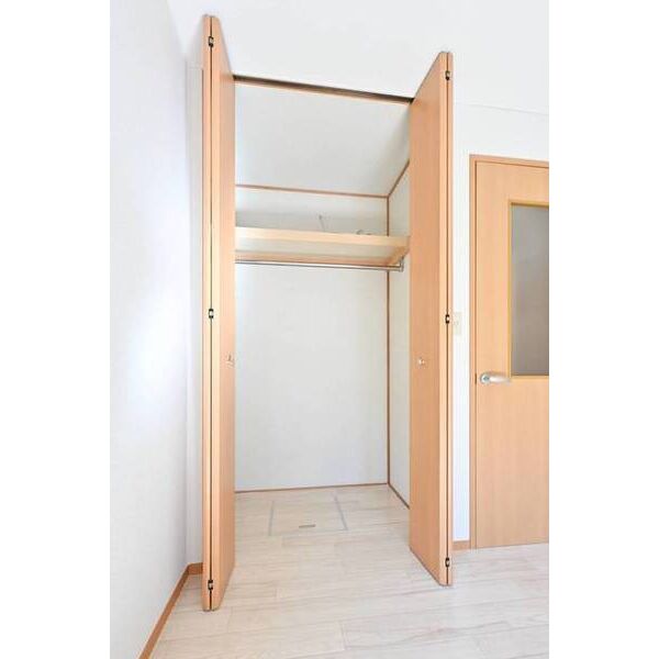 マ・モール弘明寺1 収納