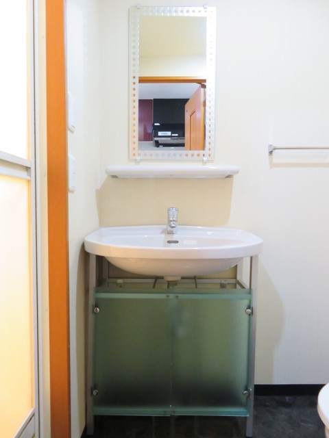 グランド・ガーラ芝公園5階 使いやすい洗面所です