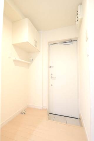 ルーエ渕野辺 玄関