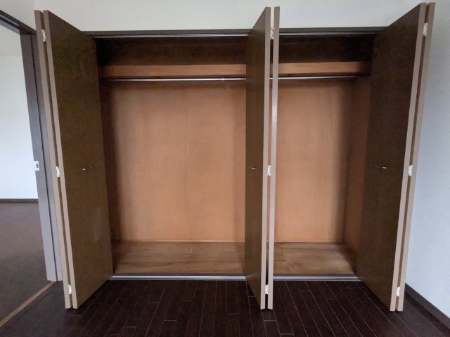 グリーンパーク中川0306号室 収納