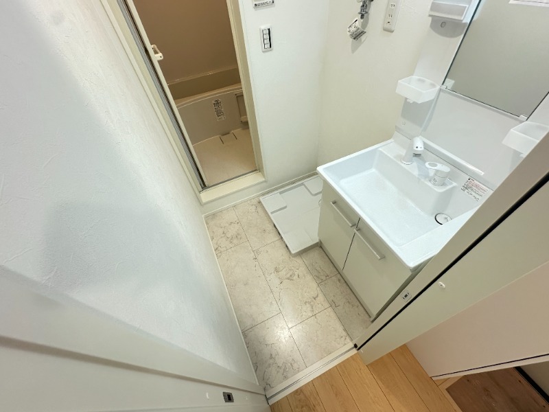 R-EIGHTEEN1階 部屋その他