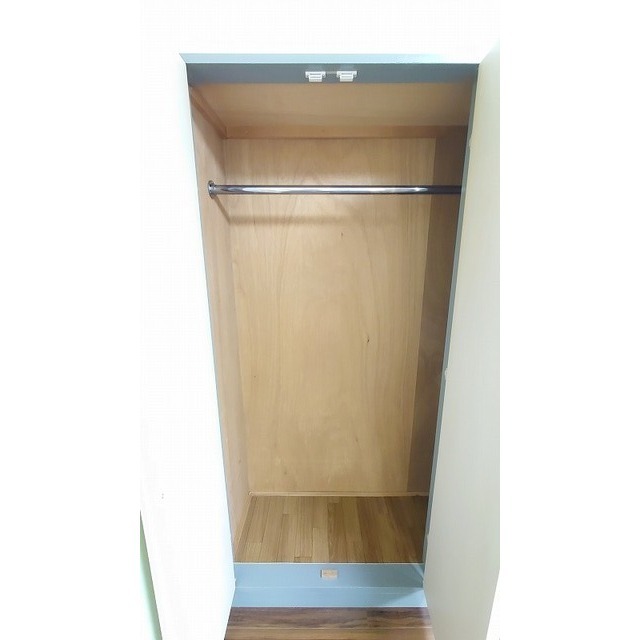 メゾンイーストワイド0202号室 収納