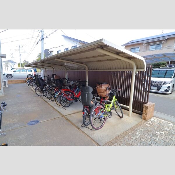 フォレスト神明 駐輪場