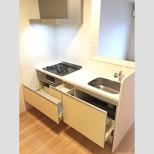 コントレール たっぷりめの収納力です♪