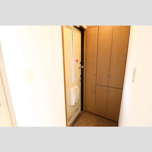 コンフォート・エスパシオ 玄関