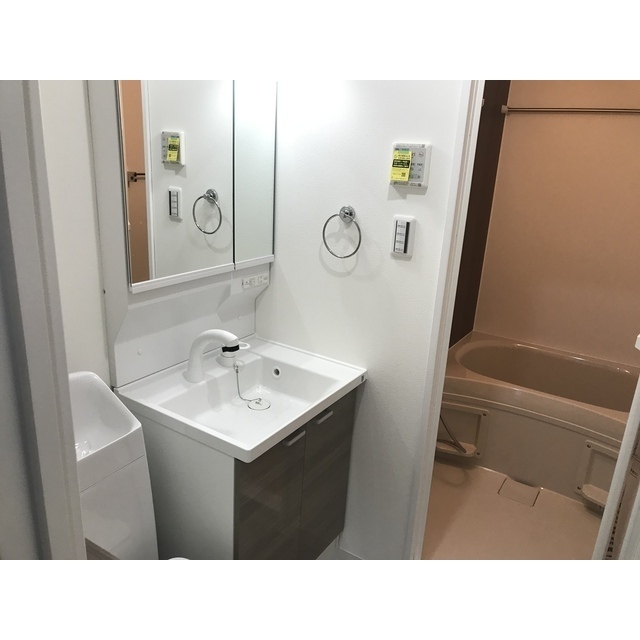 リバーサイドツルミ103号室 内観