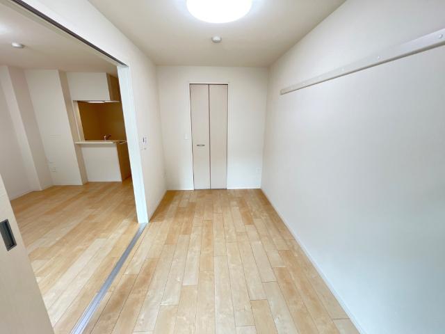 エルヴァス305号室 洋室