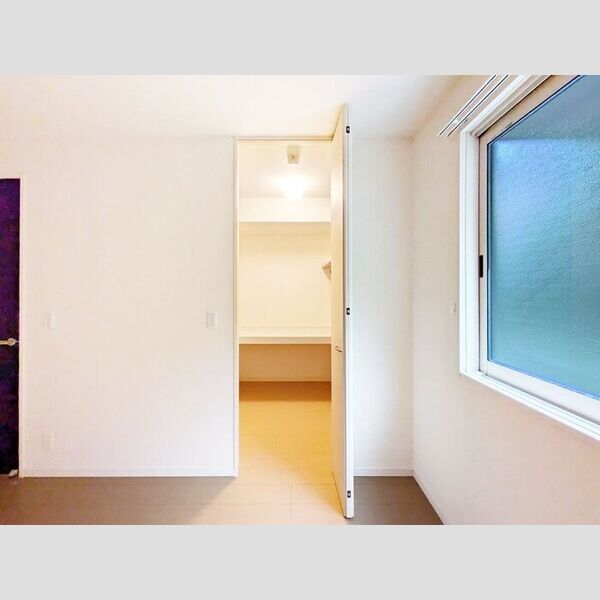 ヒラリバー103号室 ウォークインクローゼット