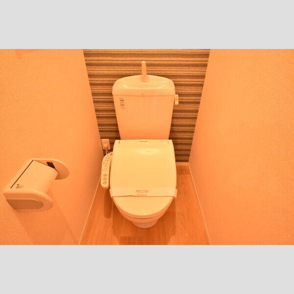 ガーデンヒルズ　WEST102号室 トイレ