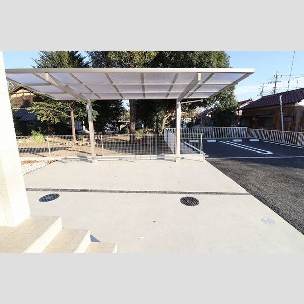 セジュールY&Y 駐輪場