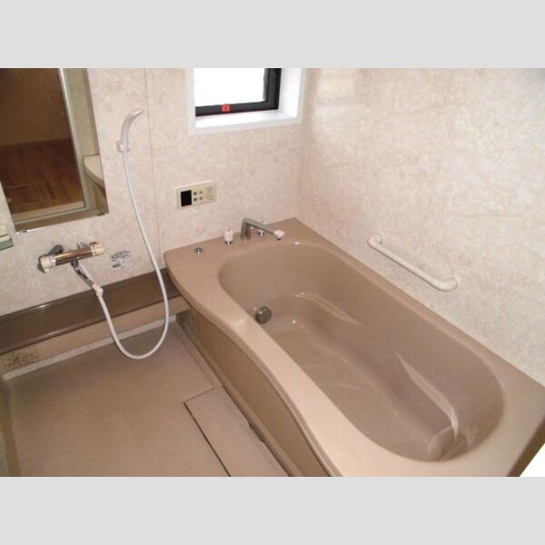 リ・ヴラン 追い焚き機能付一坪風呂