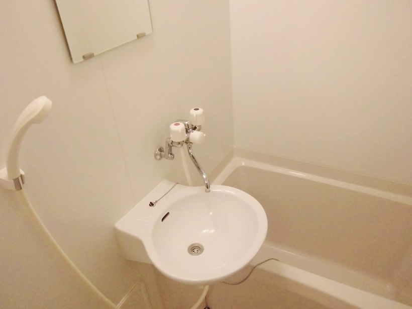 レオパレス東雲 内観