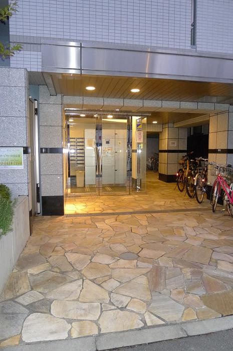ステージファースト白山Ⅱ4階 エントランス